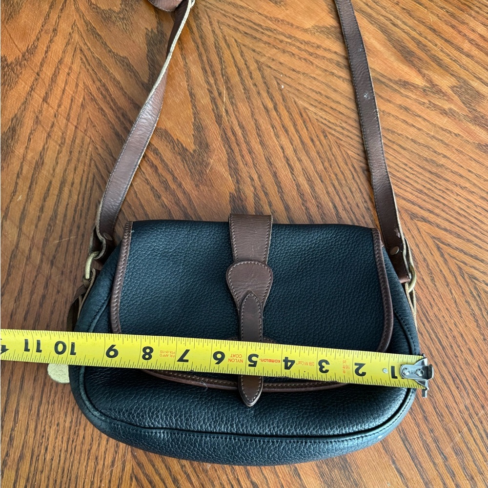 Vintage DOONEY & BOURKE ‎ Black Leather Crossbody Bag or Shoulder Purse - Picture 3 of 10